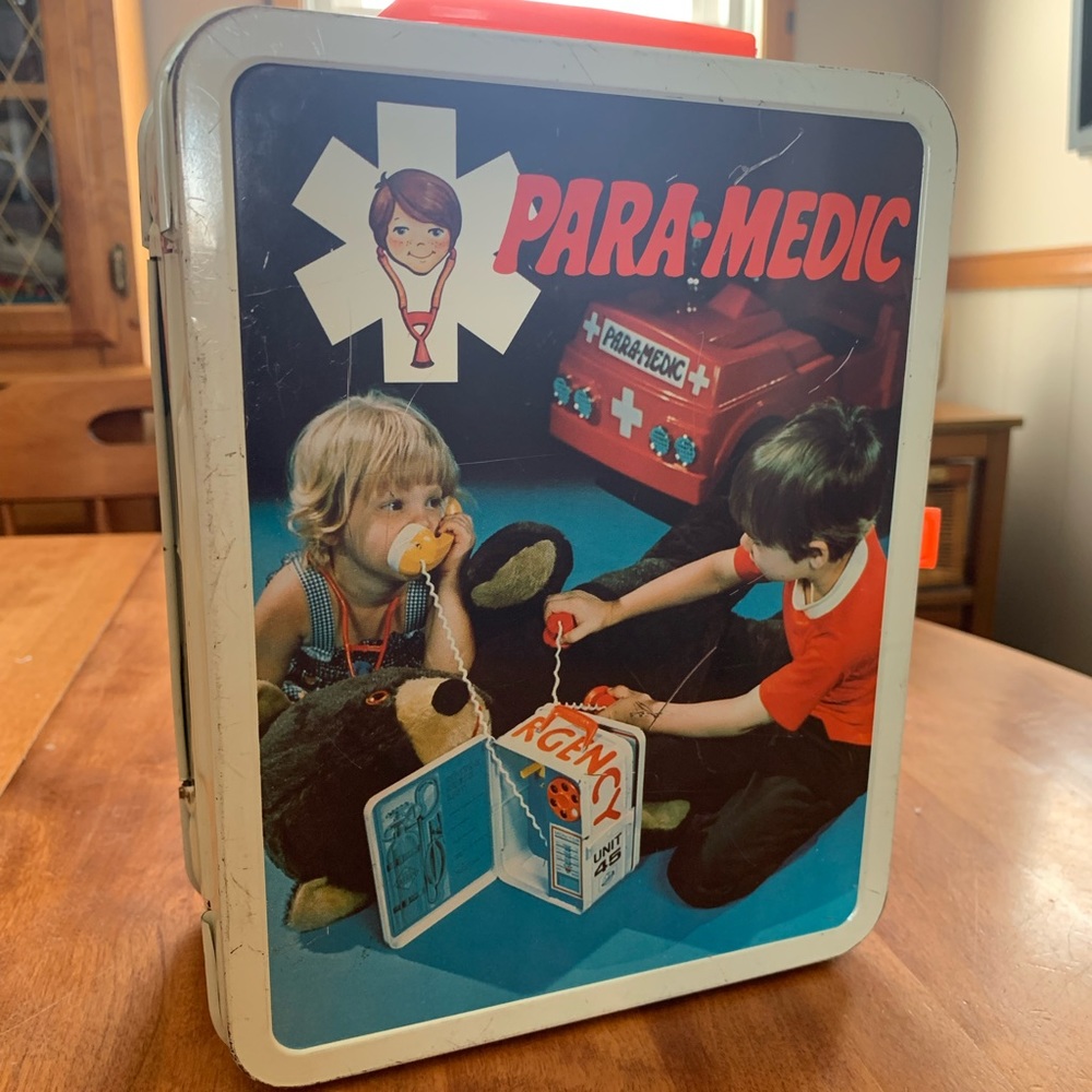 Vintage Ohio Art Unit 45 Para-Medic Toy Kit